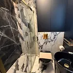 Luxury Ii Διαμέρισμα *