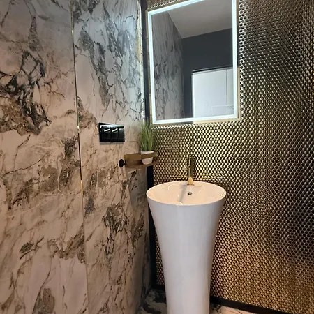Apartment Luxury Ii *